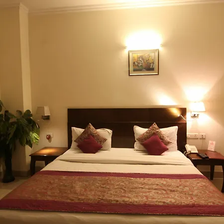 Hotel Lohias Delhi Airport
